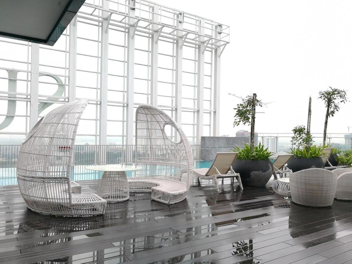 Cozy & High Floor Suite In Suasana Jb 15, Views Τζόχορ Μπάχρου Εξωτερικό φωτογραφία